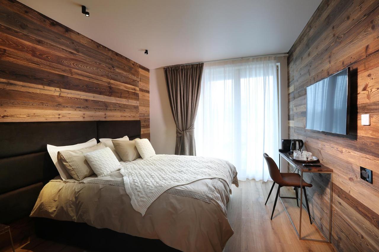 Chalet Blanc Breuil-Cervinia Esterno foto