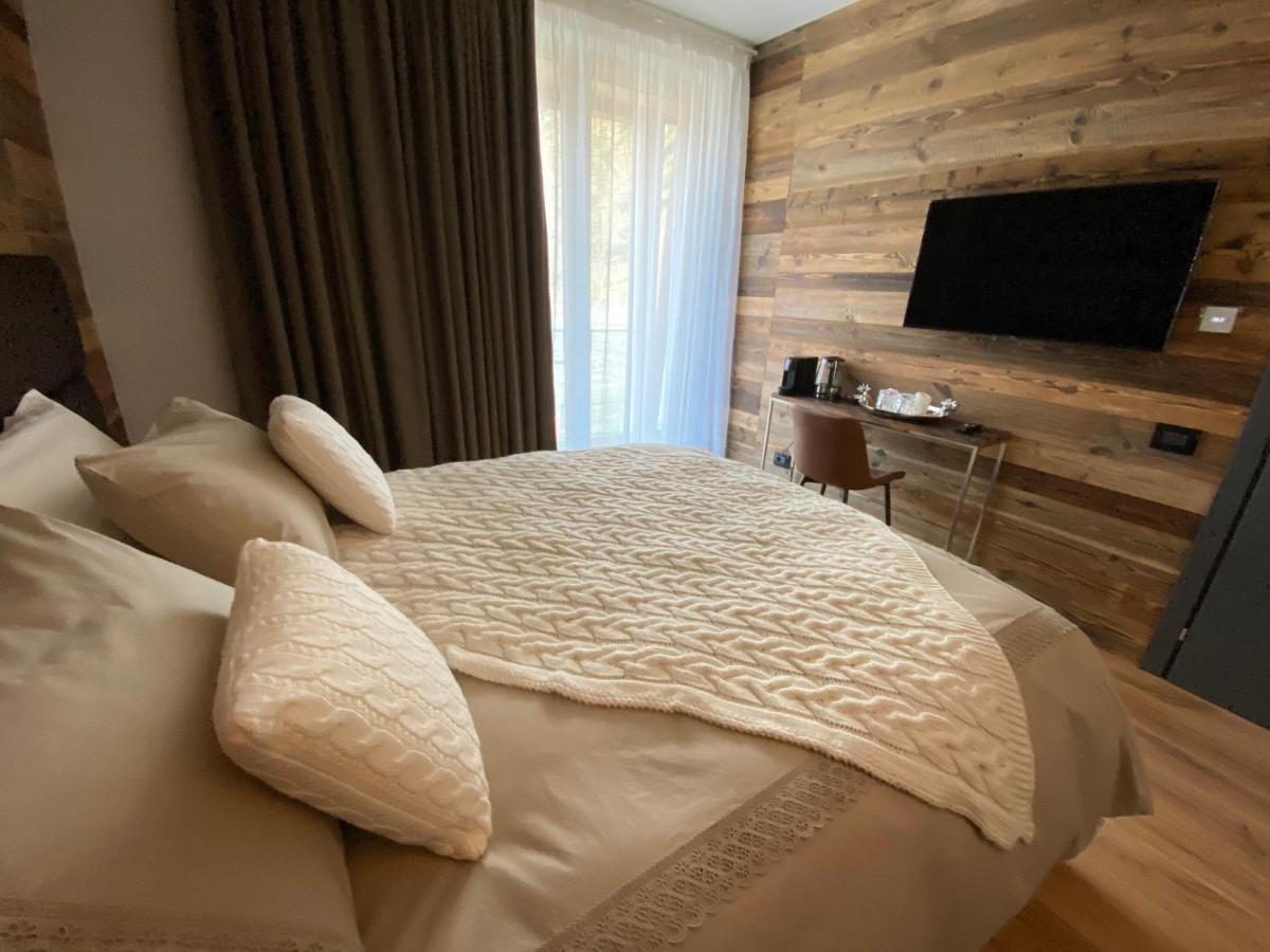Chalet Blanc Breuil-Cervinia Esterno foto