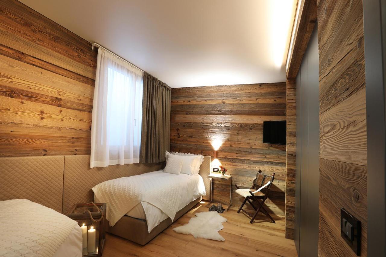 Chalet Blanc Breuil-Cervinia Esterno foto